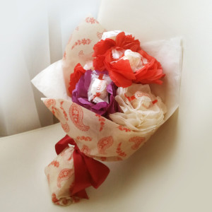 букет из конфет, сладкий подарок, доставка подарков киев