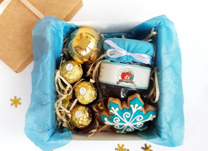 Подарочный набор с вареньем, подарочный набор на новый год, подарочный набор на 8 марта, подарочный набор с конфетами, корпоративный подарочный набор с конфетами