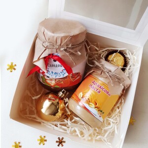 подарочный набор с арахисовой пастой, подарочный набор с шоколадной пастой в Киеве доставка по Украине